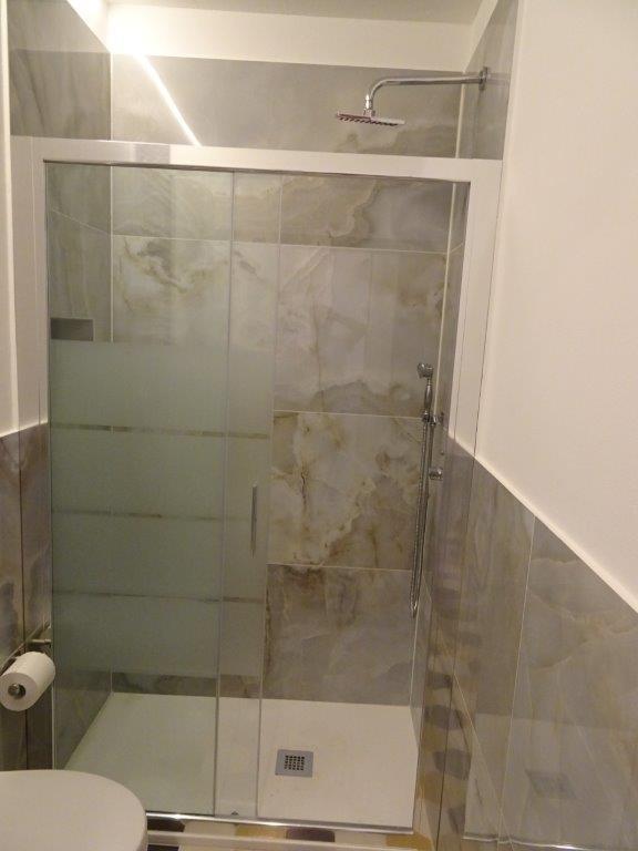 Immagine 19 di Appartamento in vendita  a Vicopisano