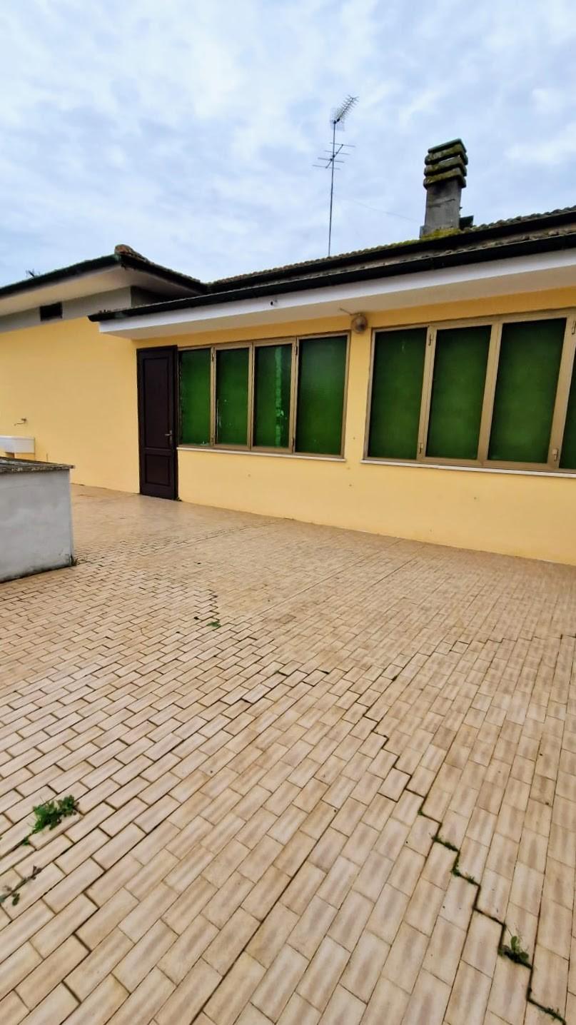 Immagine 26 di Casa indipendente in vendita  a Fucecchio