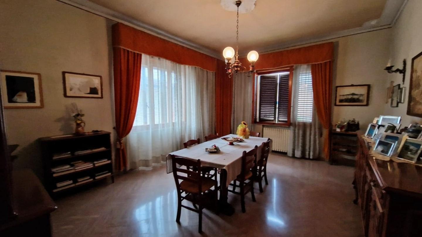 Immagine 36 di Casa indipendente in vendita  a Fucecchio