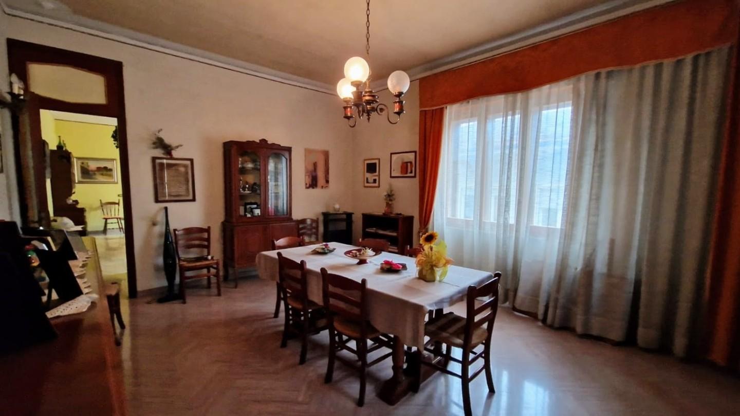 Immagine 37 di Casa indipendente in vendita  a Fucecchio