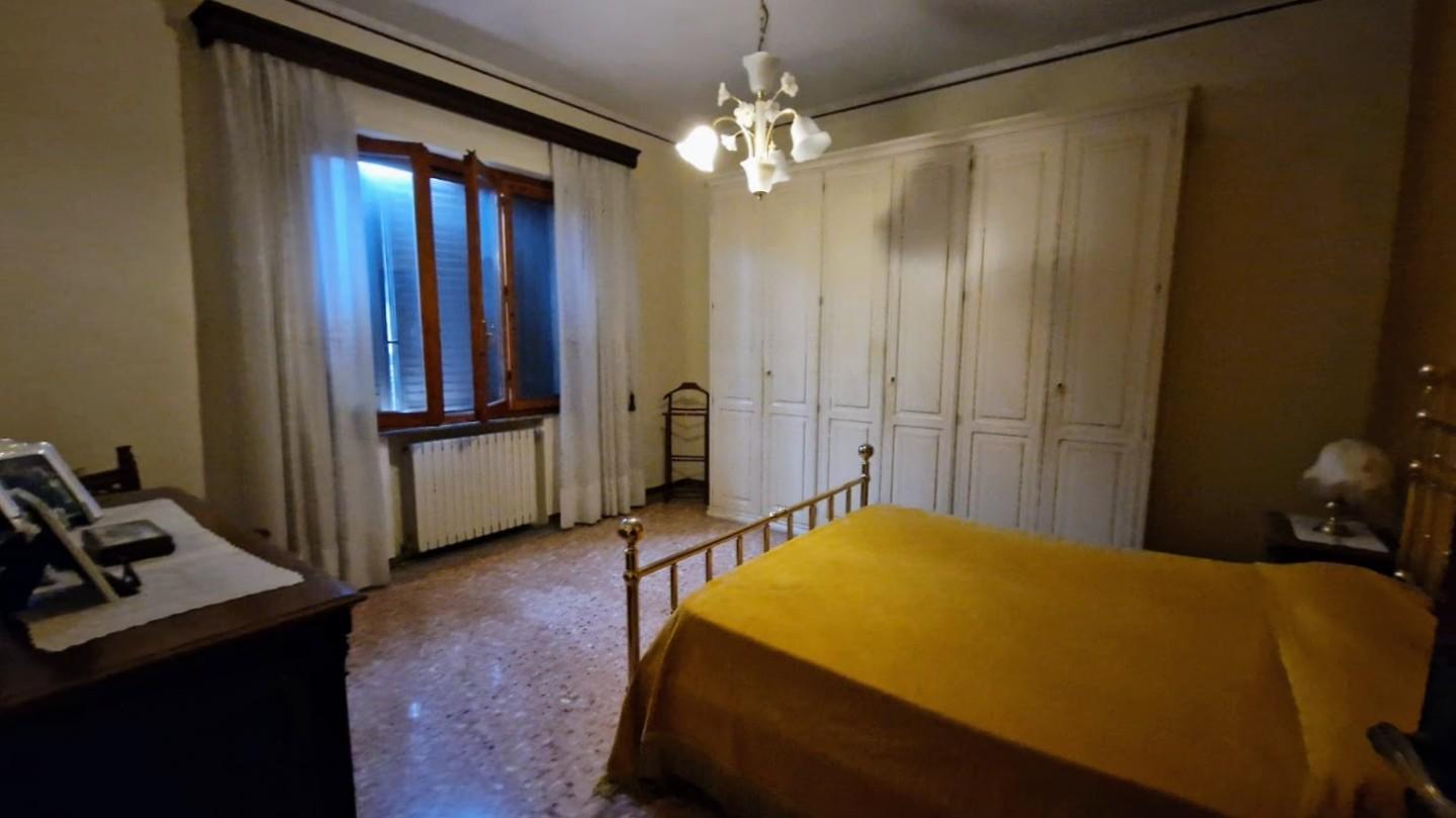 Immagine 21 di Casa indipendente in vendita  a Fucecchio