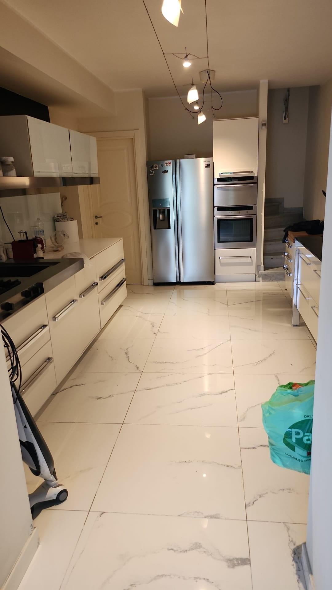 Immagine 3 di Villa in vendita  a Fosdinovo