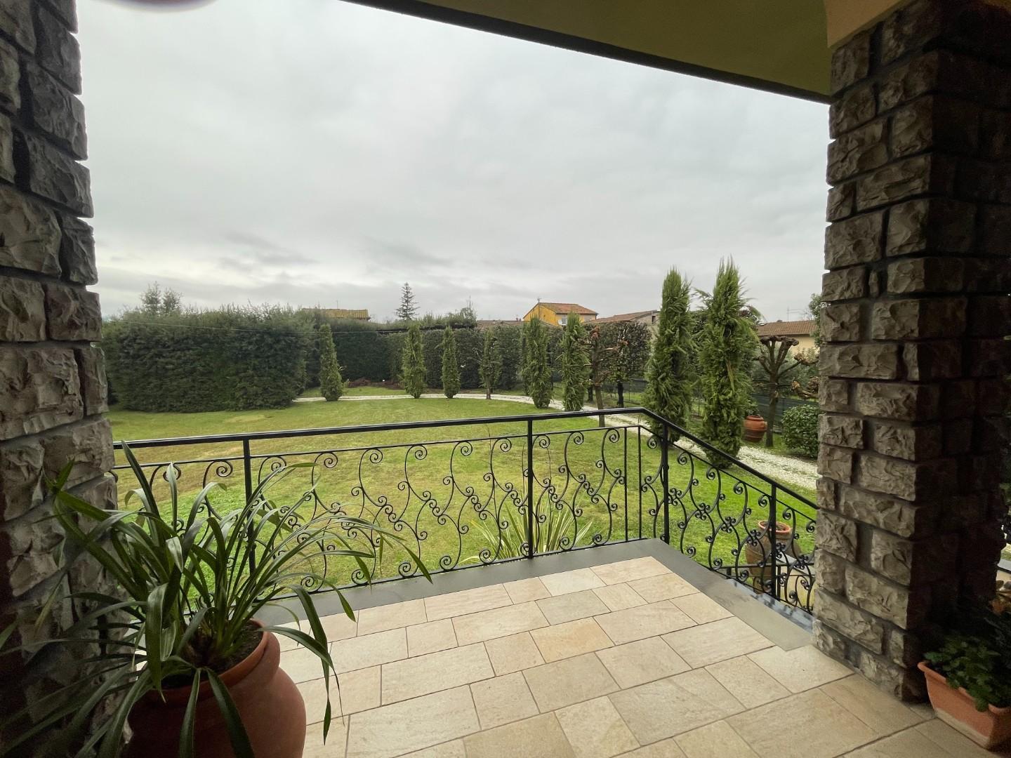 Immagine 16 di Casa indipendente in vendita  a Capannori