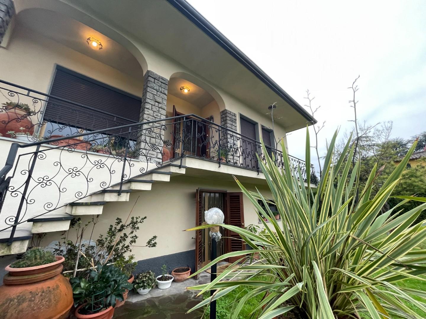 Immagine 13 di Casa indipendente in vendita  a Capannori