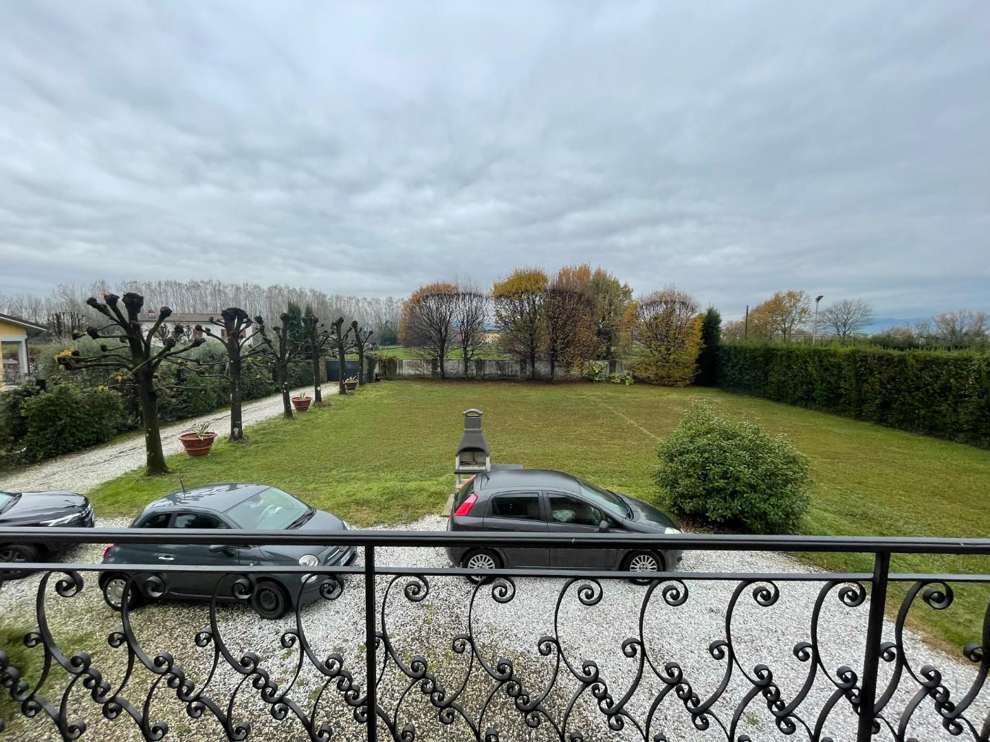 Immagine 34 di Casa indipendente in vendita  a Capannori