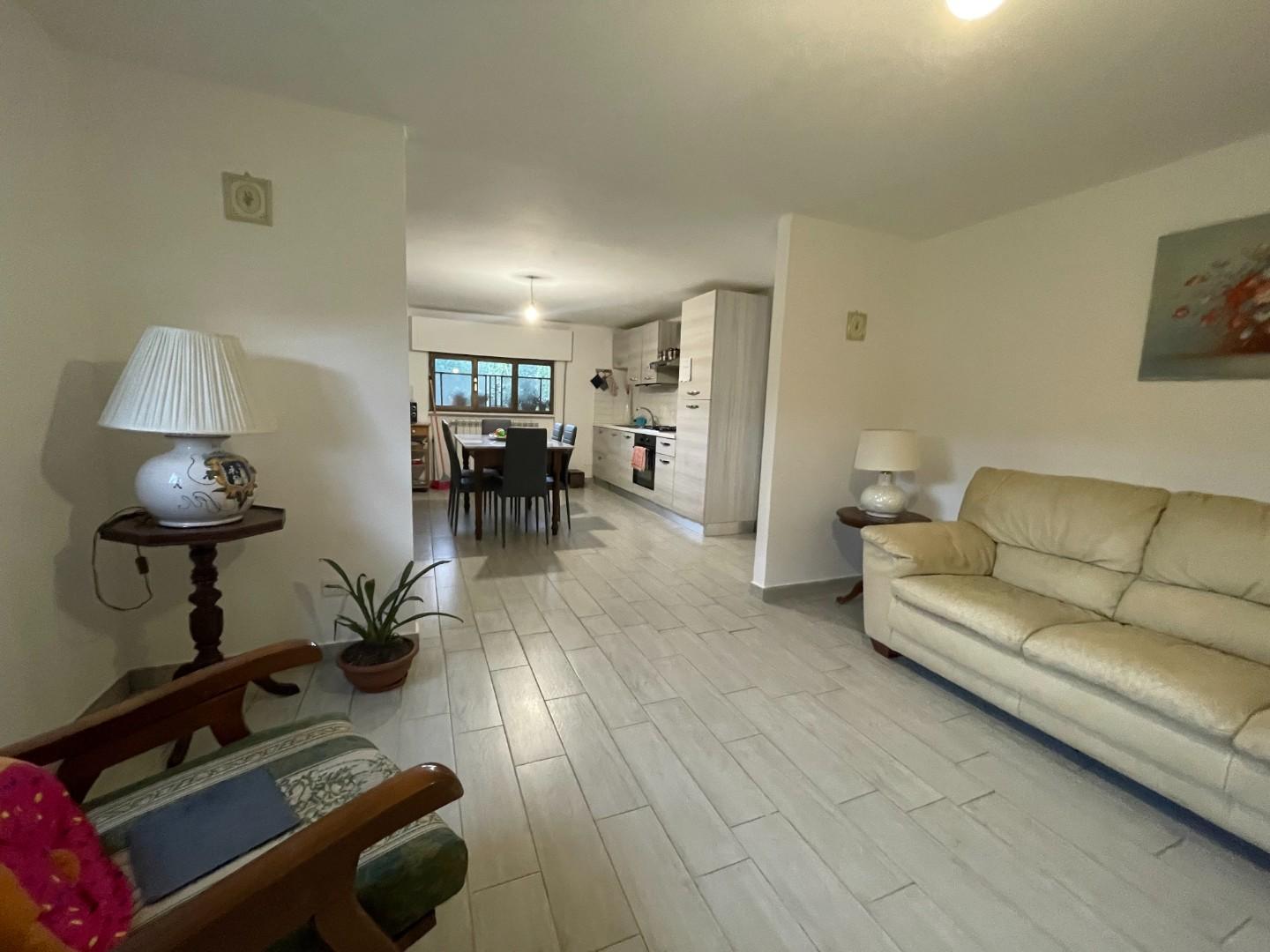 Immagine 7 di Casa indipendente in vendita  a Capannori