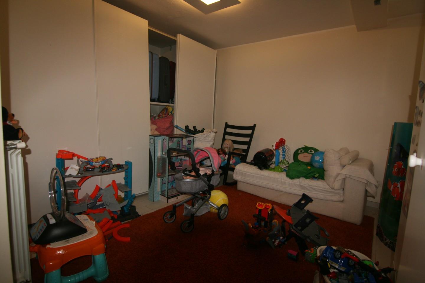 Immagine 14 di Villetta a schiera in vendita  a Carrara