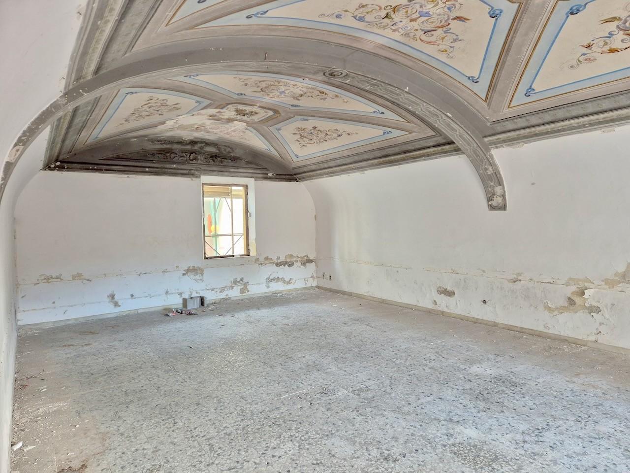 Immagine 37 di Appartamento in vendita  a Pisa