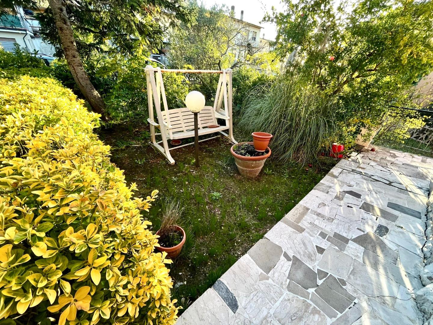 Immagine 16 di Villa in vendita  a Montopoli In Val D'arno