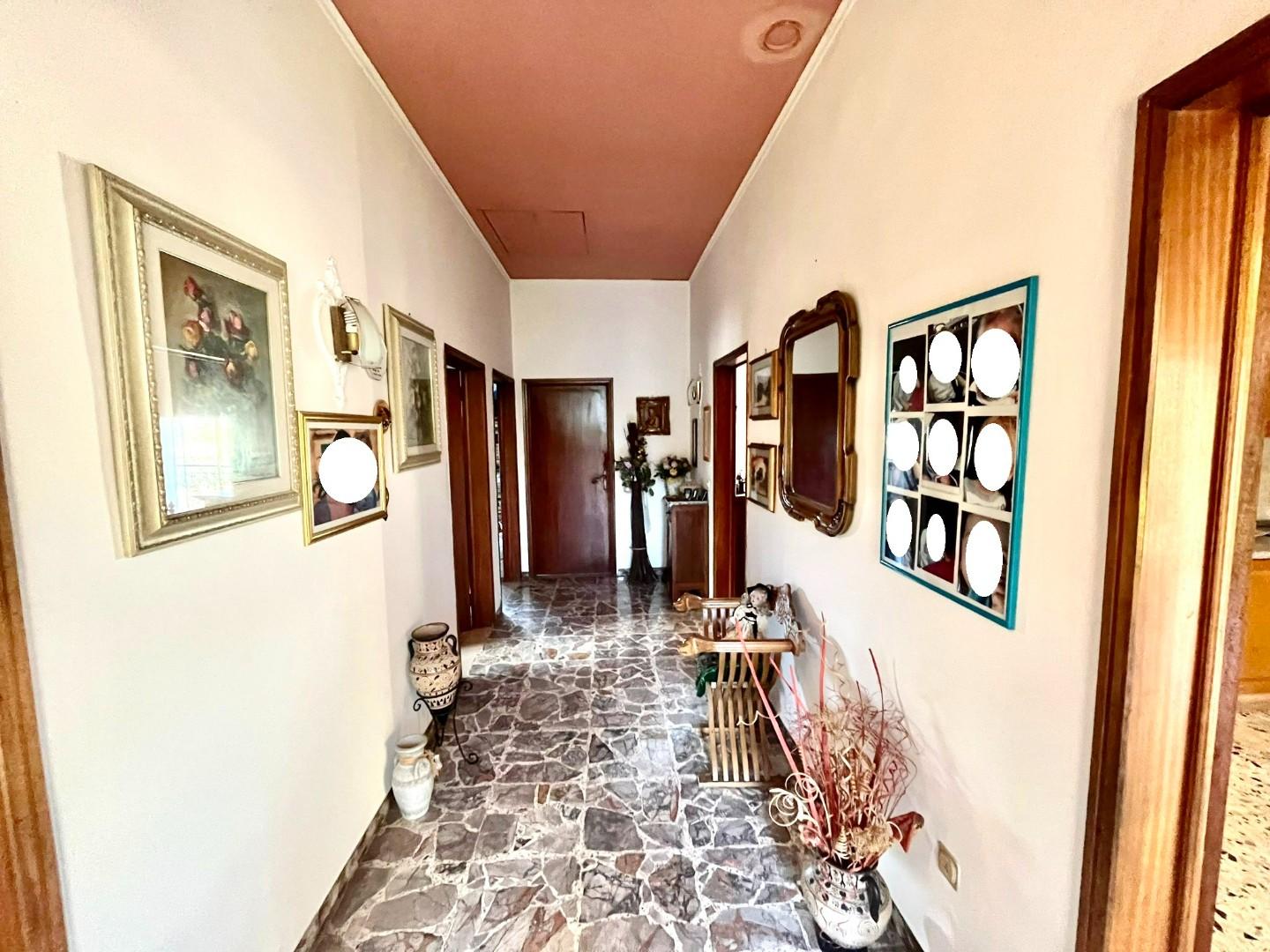 Immagine 6 di Villa in vendita  a Montopoli In Val D'arno