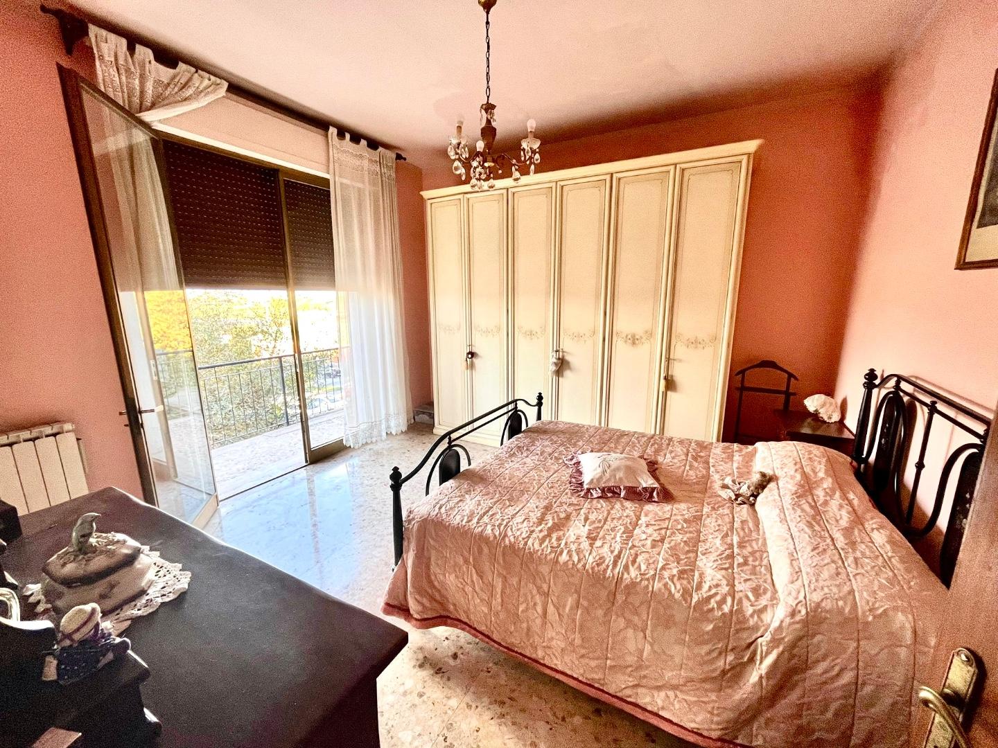 Immagine 7 di Villa in vendita  a Montopoli In Val D'arno