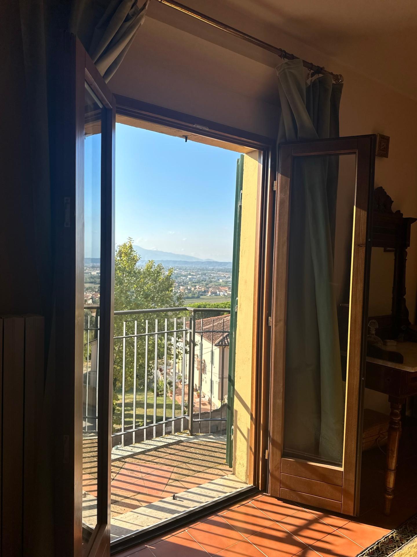 Immagine 35 di Villa in vendita  a San Miniato