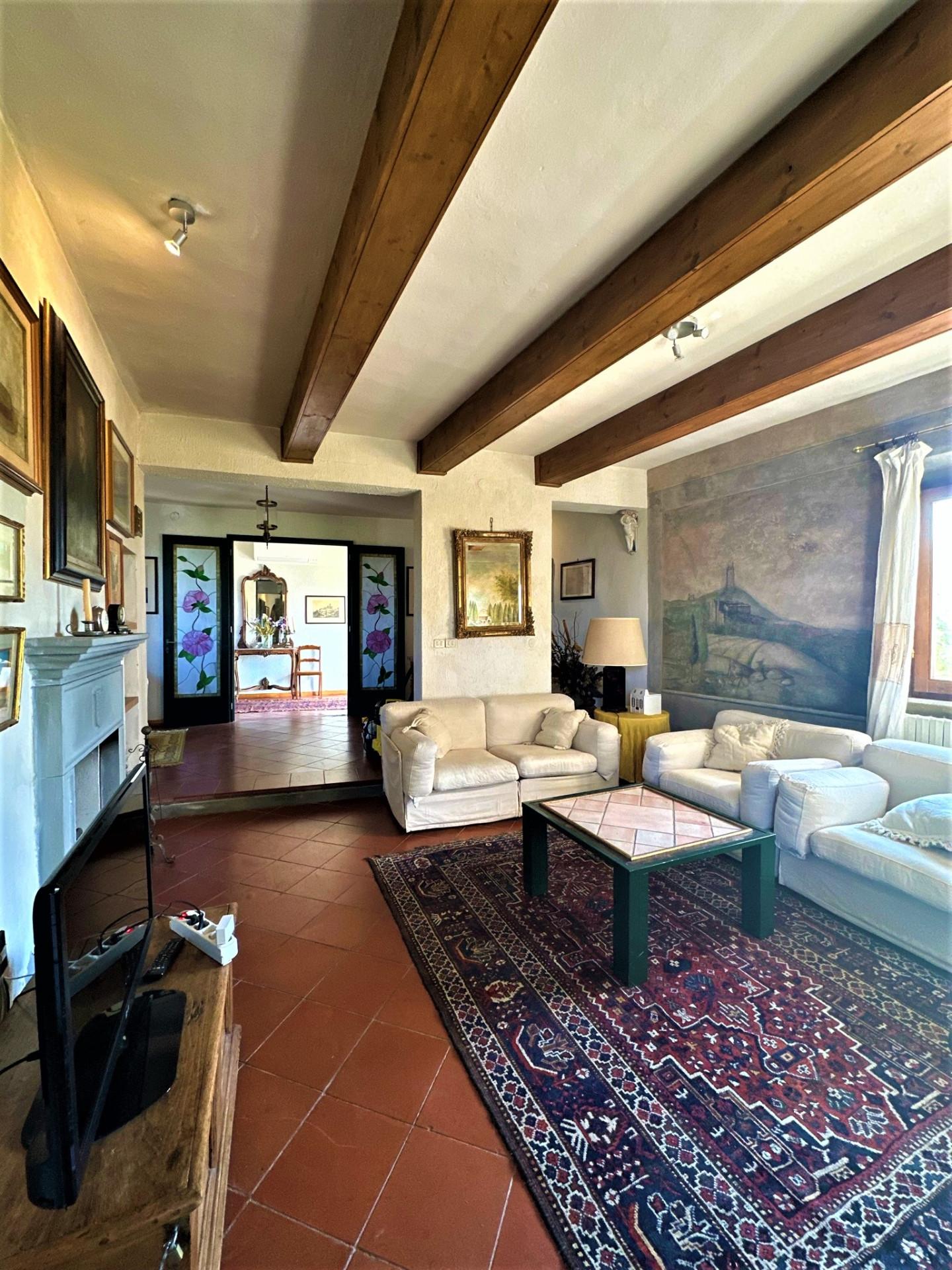 Immagine 8 di Villa in vendita  a San Miniato