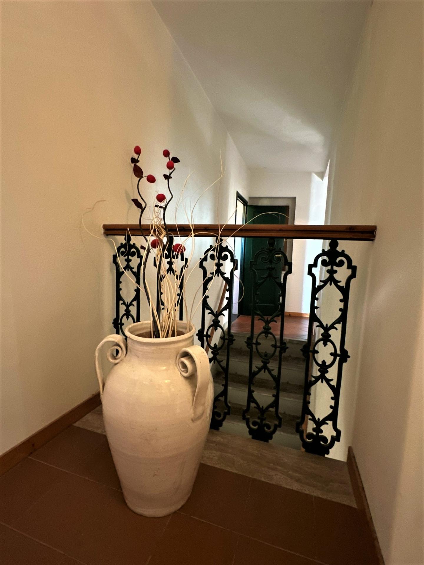 Immagine 27 di Villa in vendita  a San Miniato
