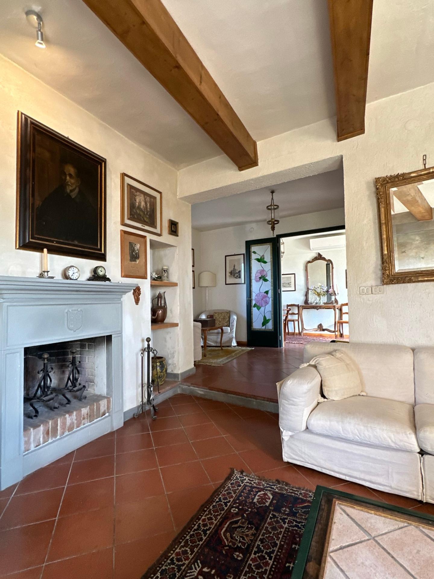 Immagine 2 di Villa in vendita  a San Miniato