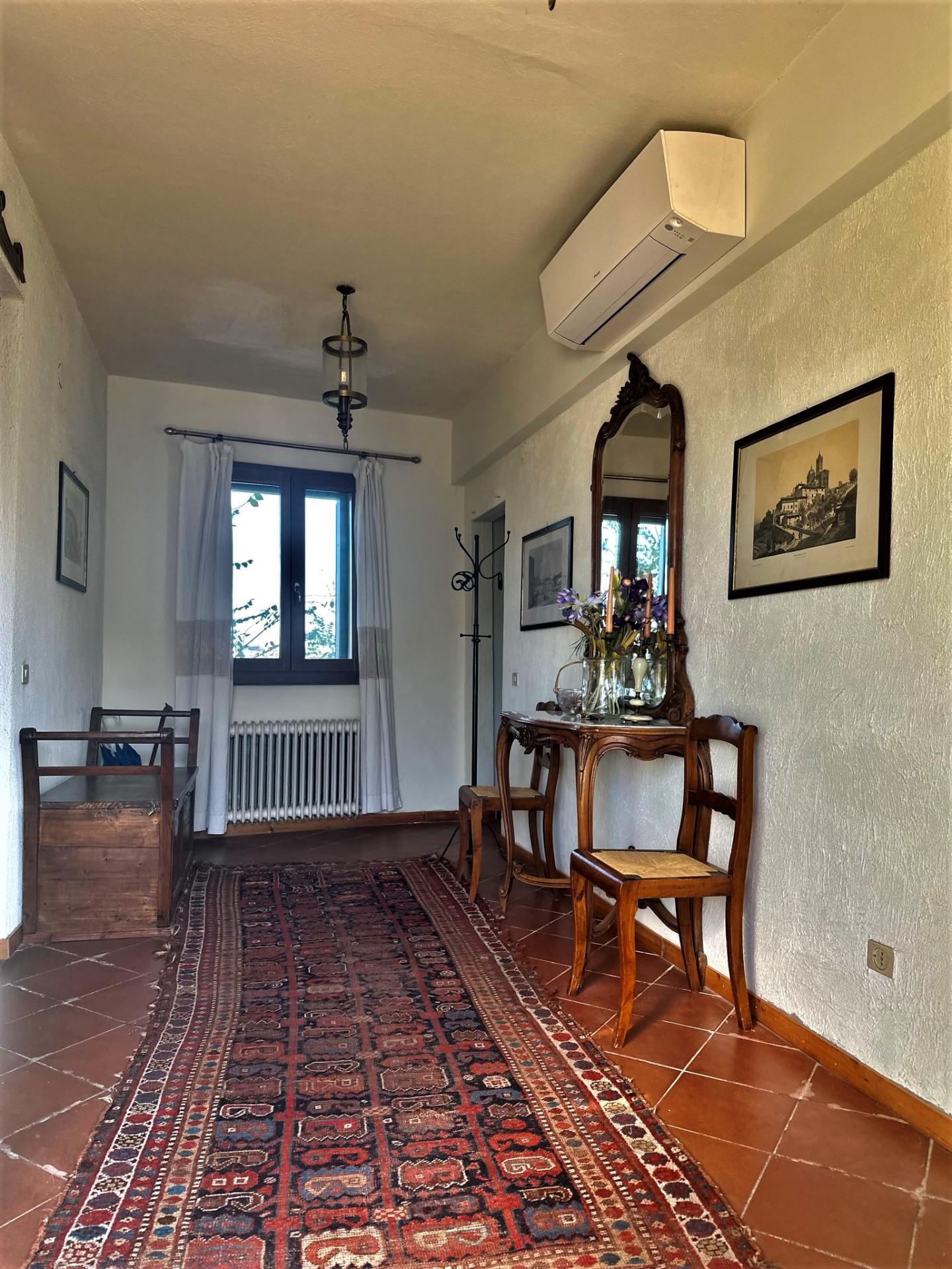 Immagine 5 di Villa in vendita  a San Miniato