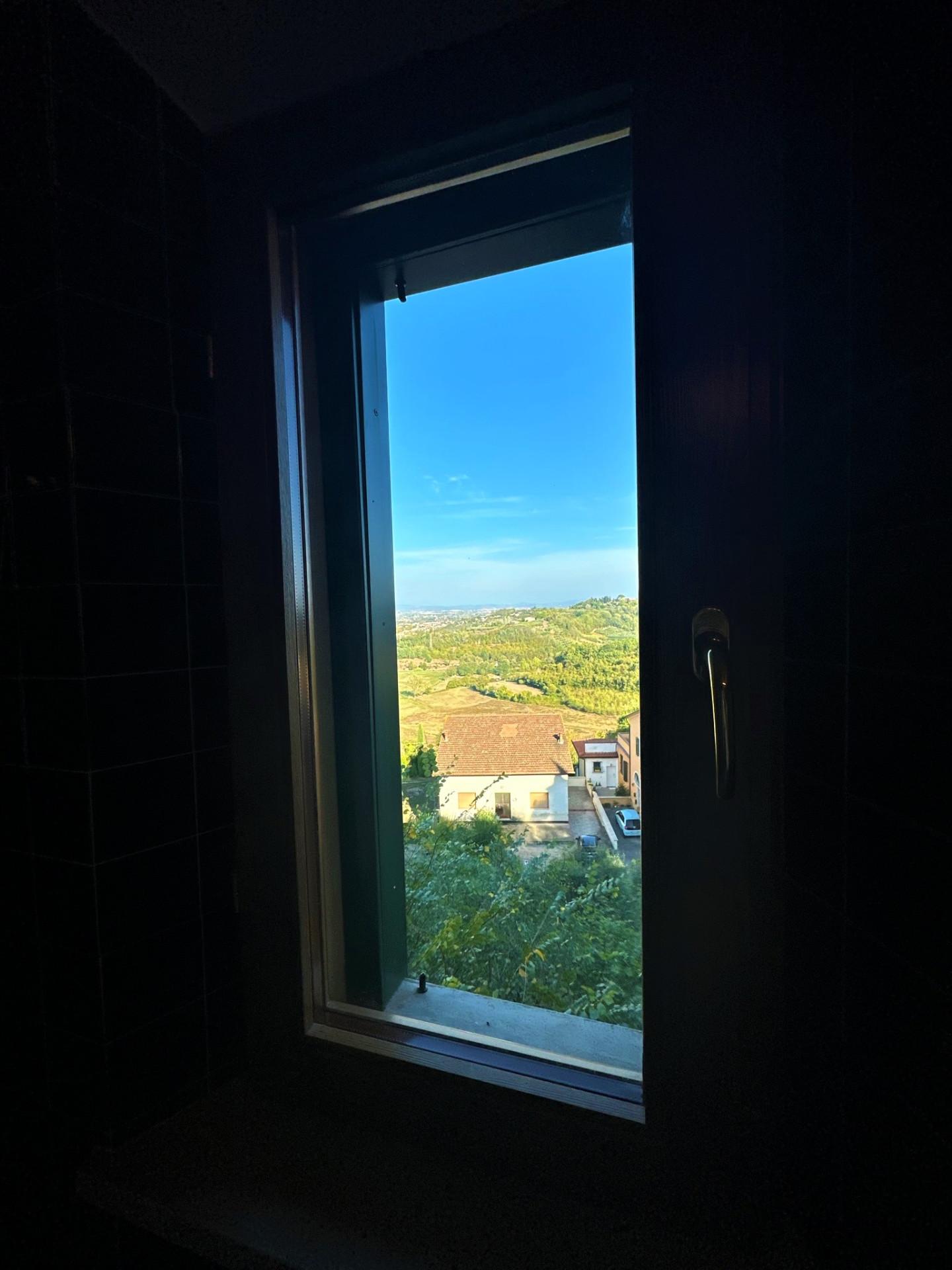 Immagine 19 di Villa in vendita  a San Miniato