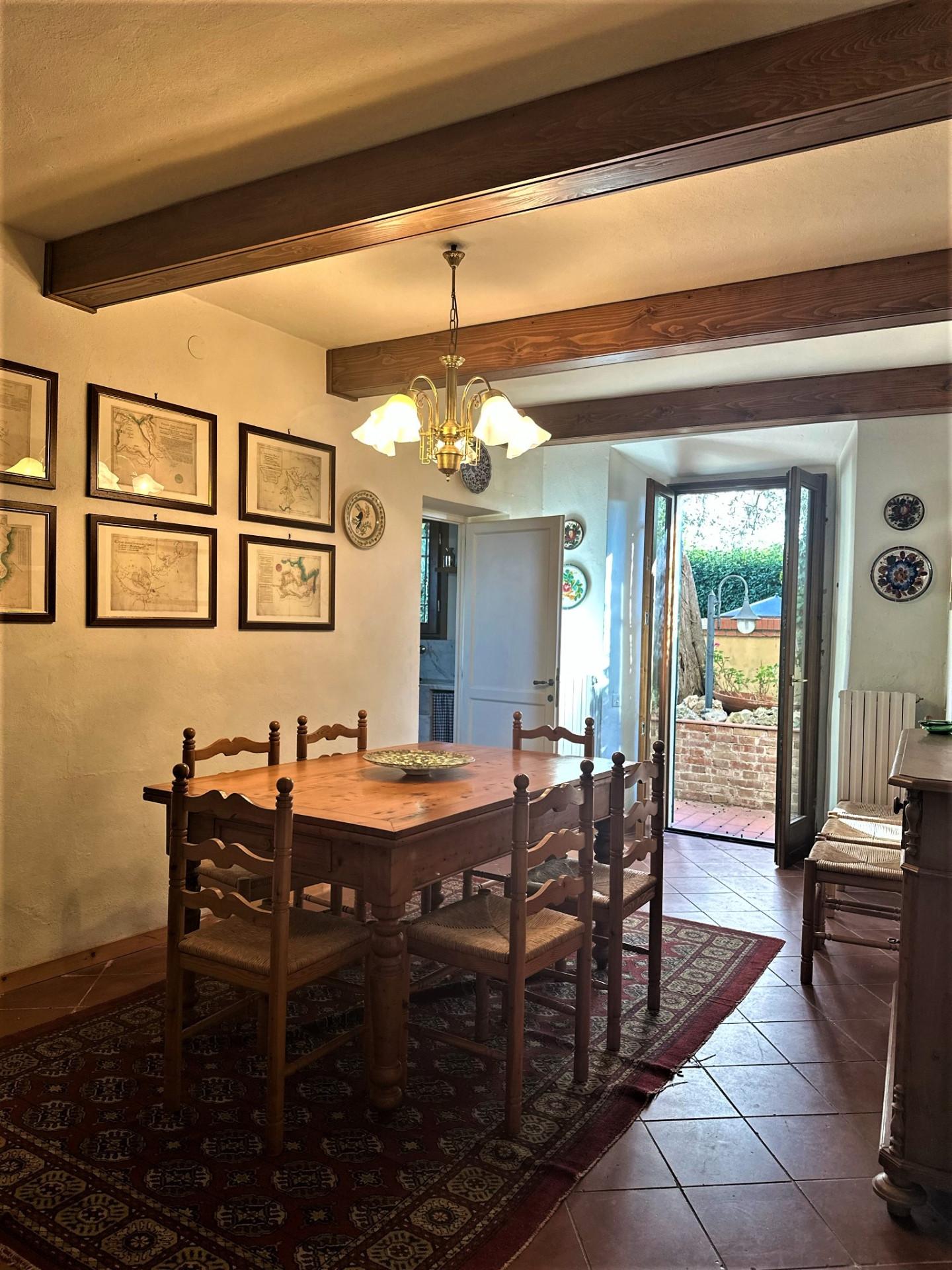 Immagine 9 di Villa in vendita  a San Miniato