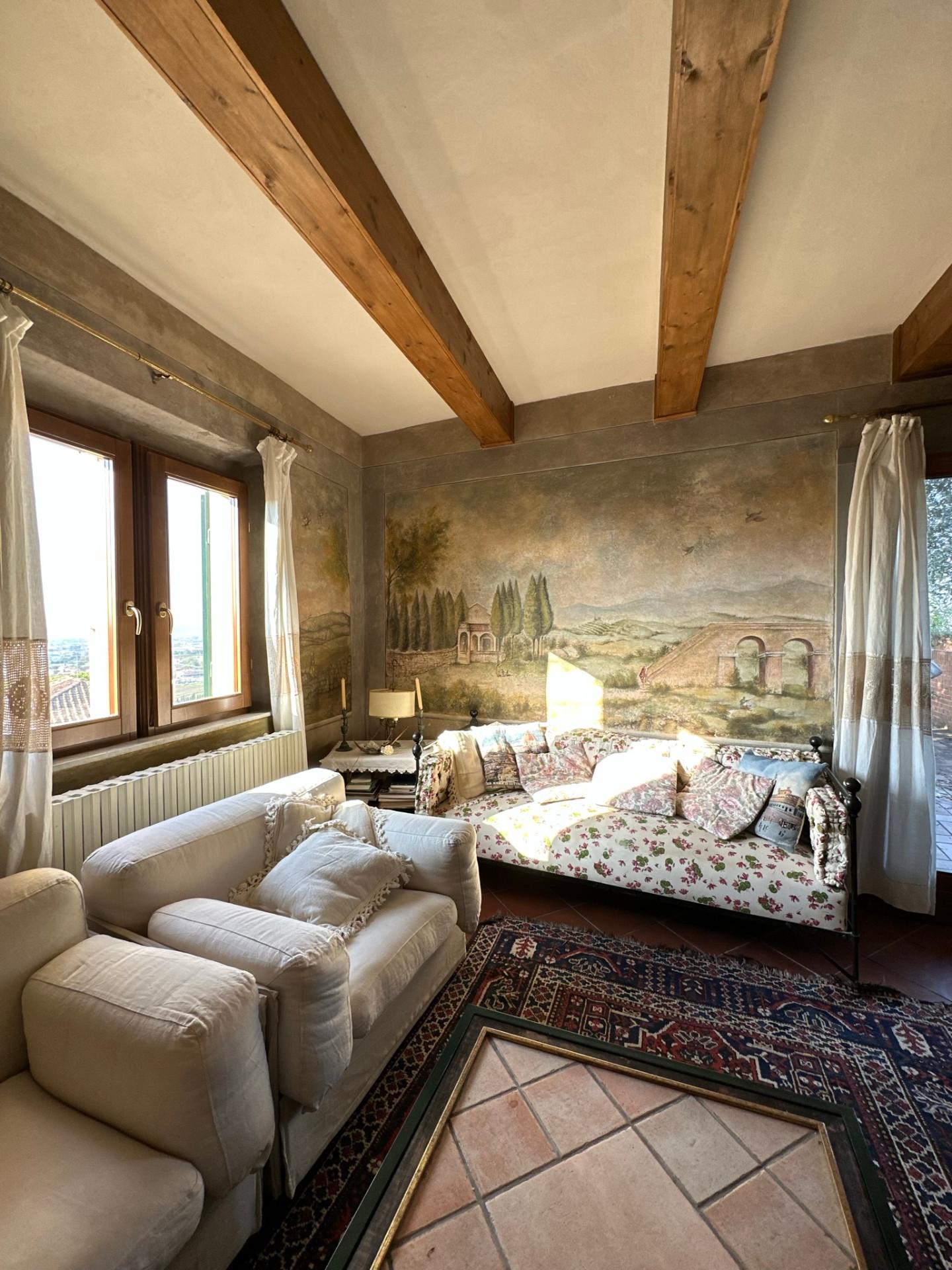 Immagine 48 di Villa in vendita  a San Miniato