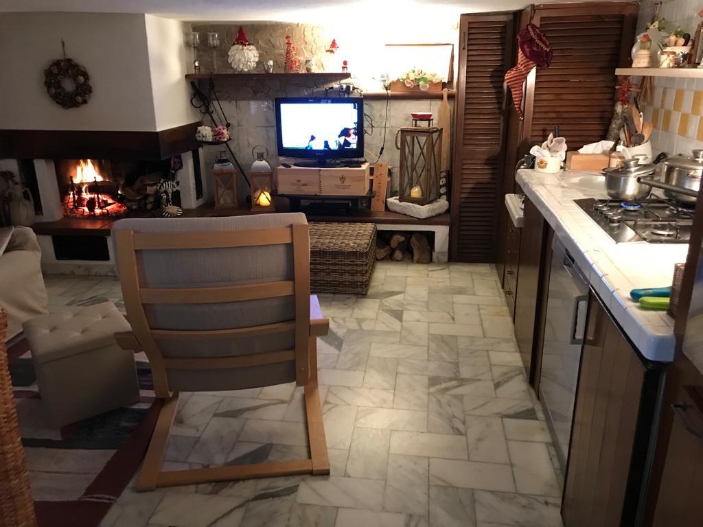 Immagine 13 di Casa bifamiliare in vendita  a Carrara