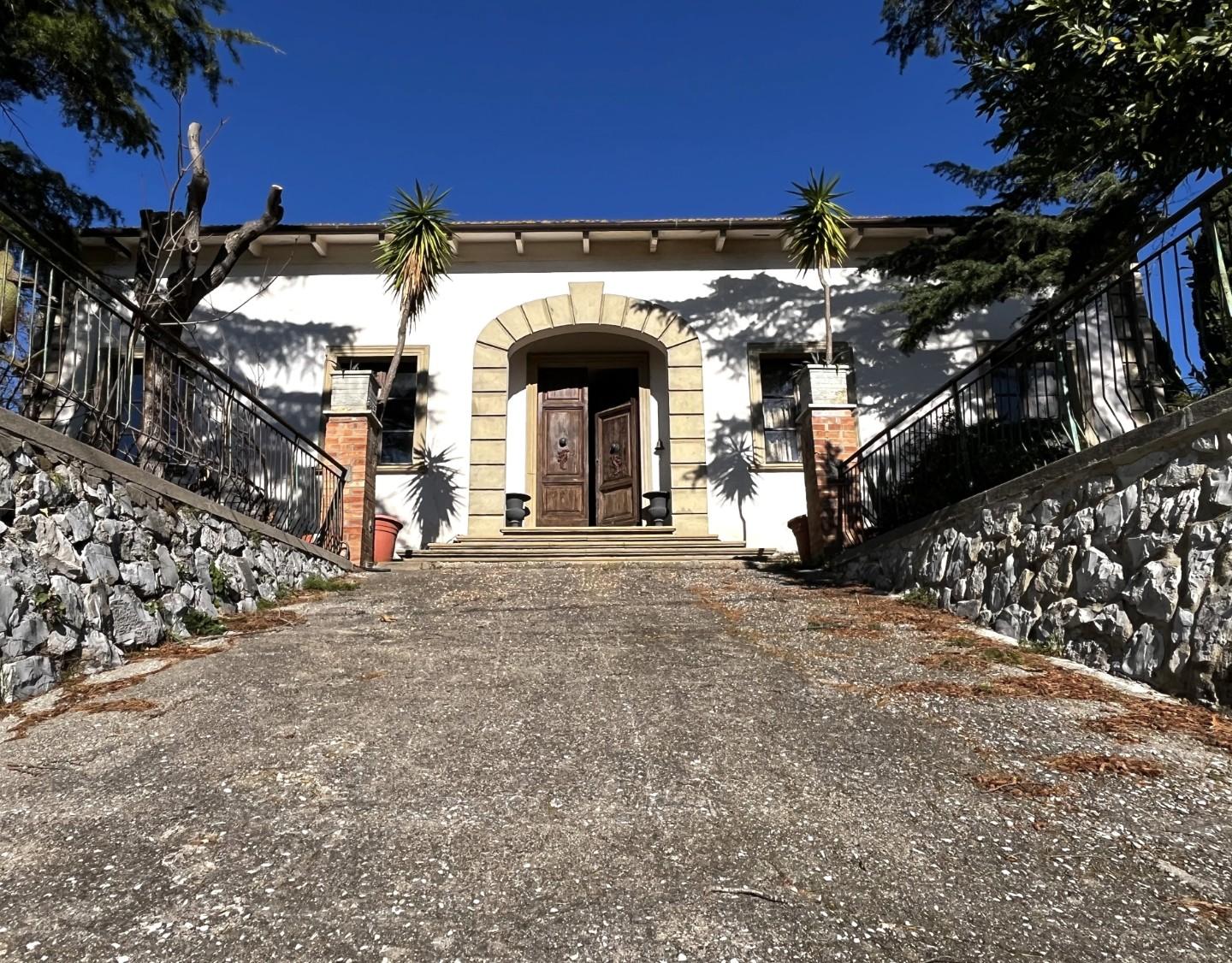 Immagine 46 di Villa in vendita  a Santa Luce