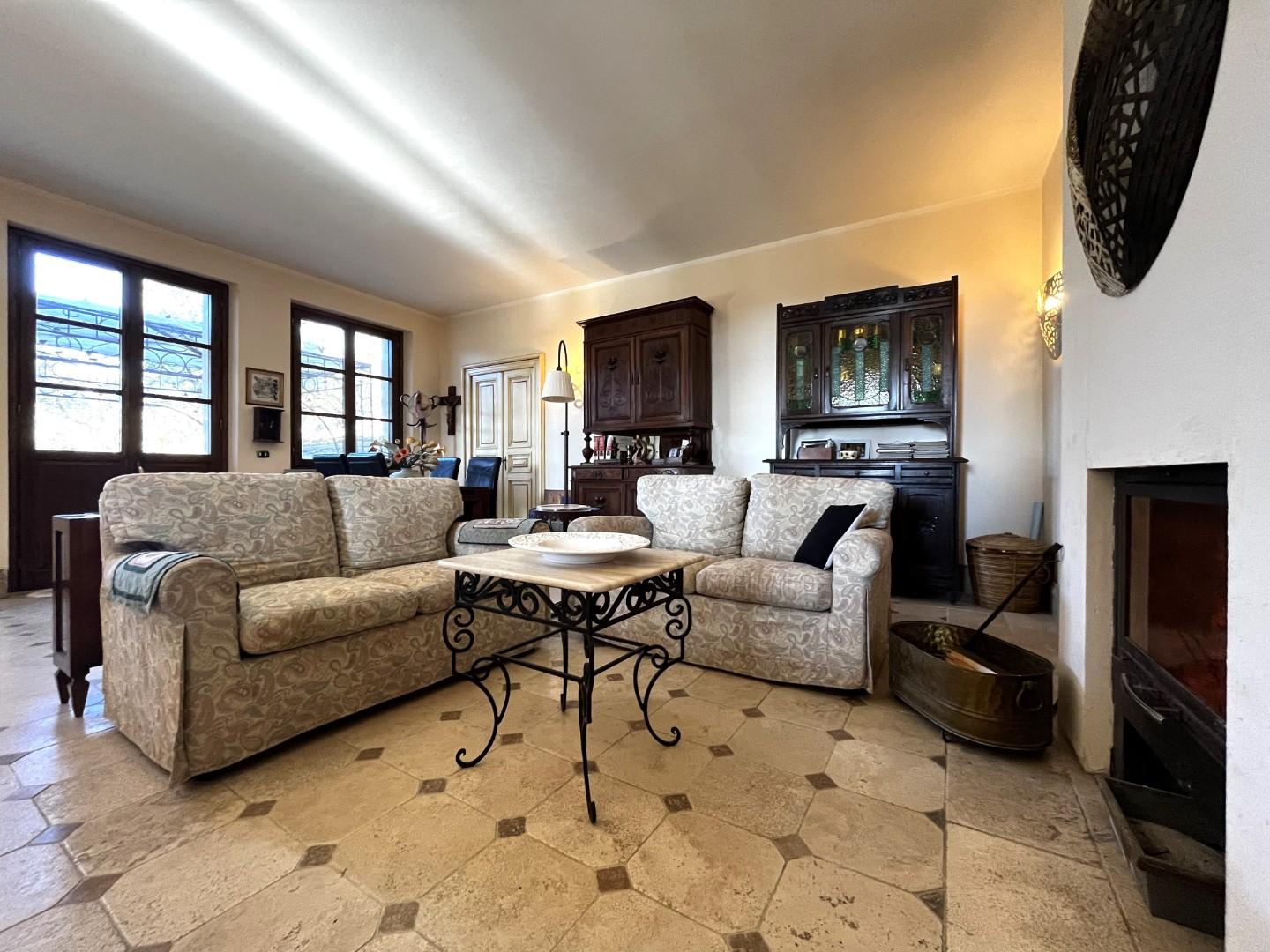 Immagine 5 di Villa in vendita  a Santa Luce