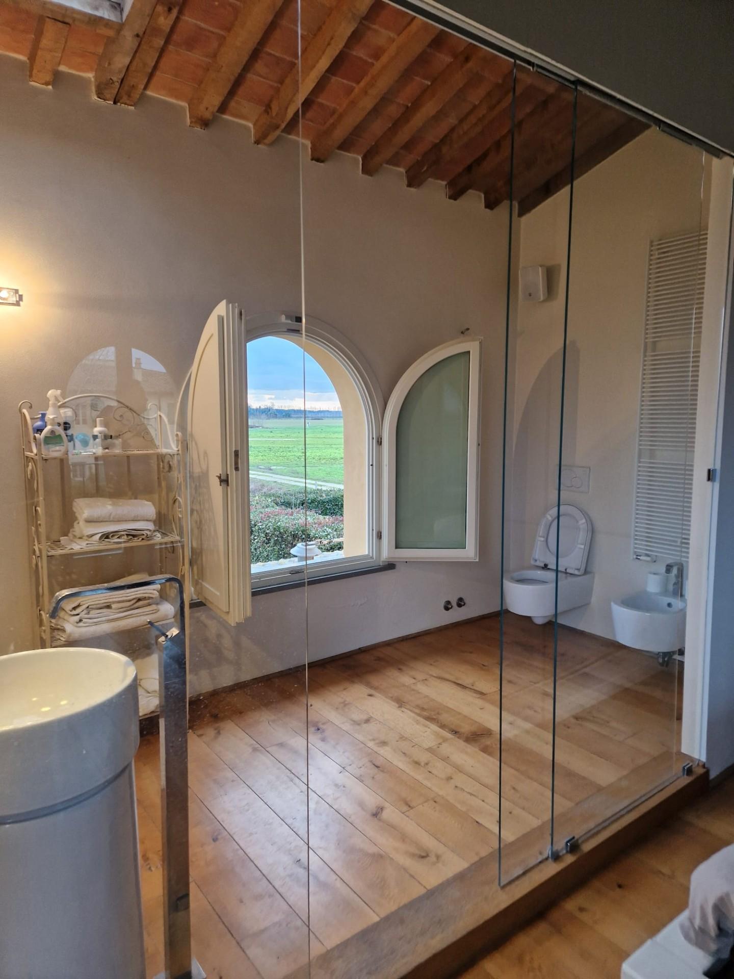 Immagine 7 di Casa colonica in vendita  a San Giuliano Terme