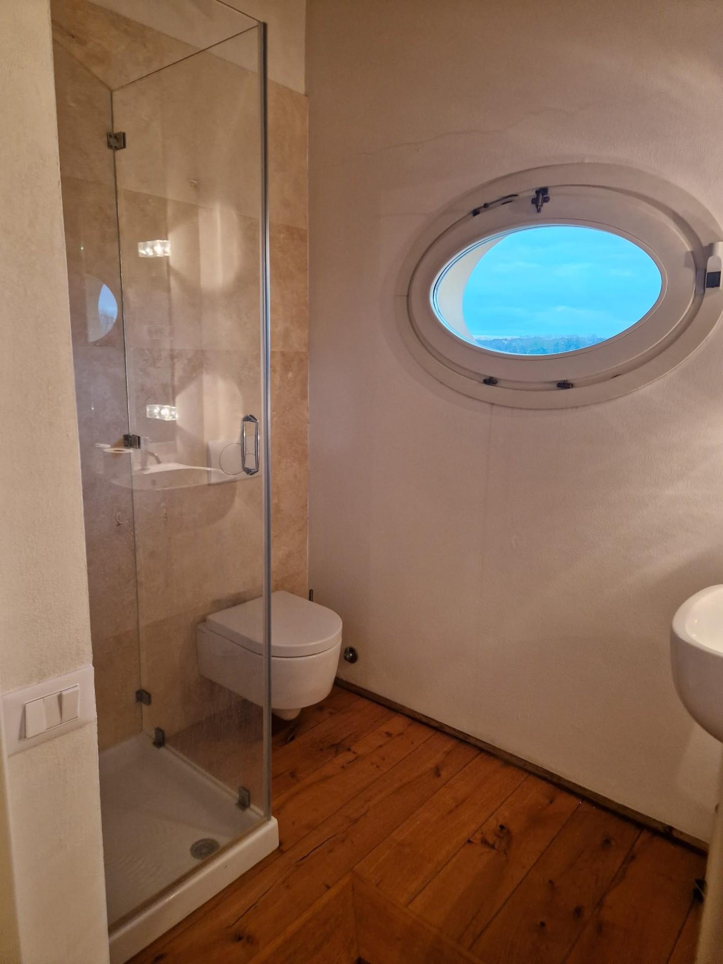 Immagine 23 di Casa colonica in vendita  a San Giuliano Terme