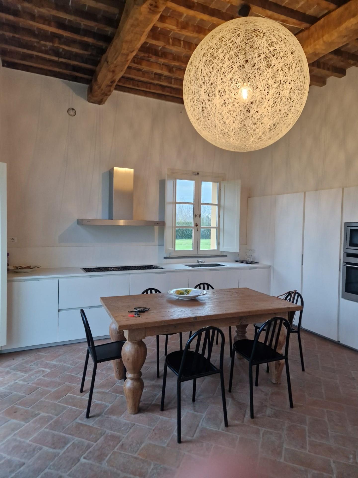 Immagine 6 di Casa colonica in vendita  a San Giuliano Terme