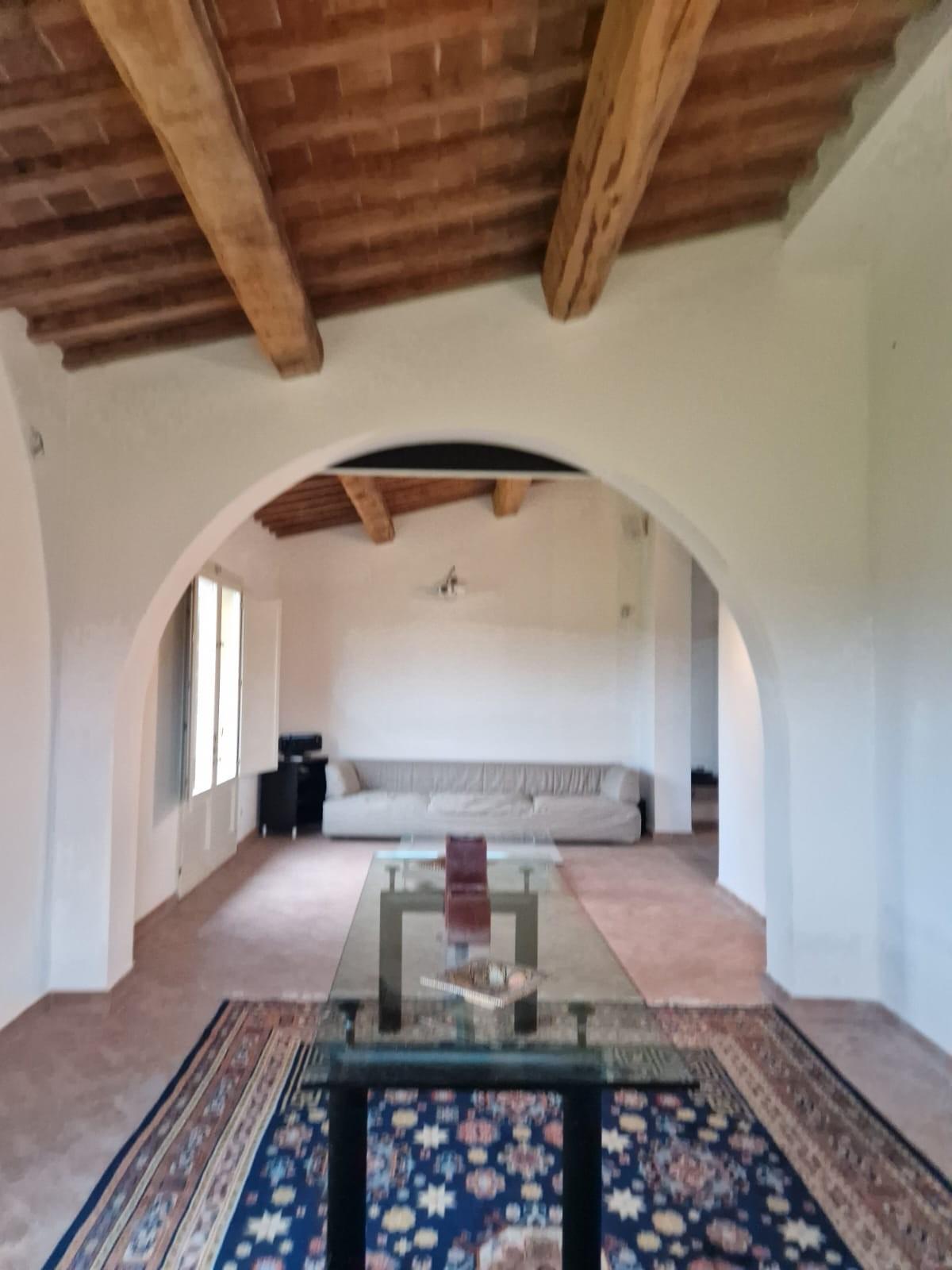 Immagine 10 di Casa colonica in vendita  a San Giuliano Terme