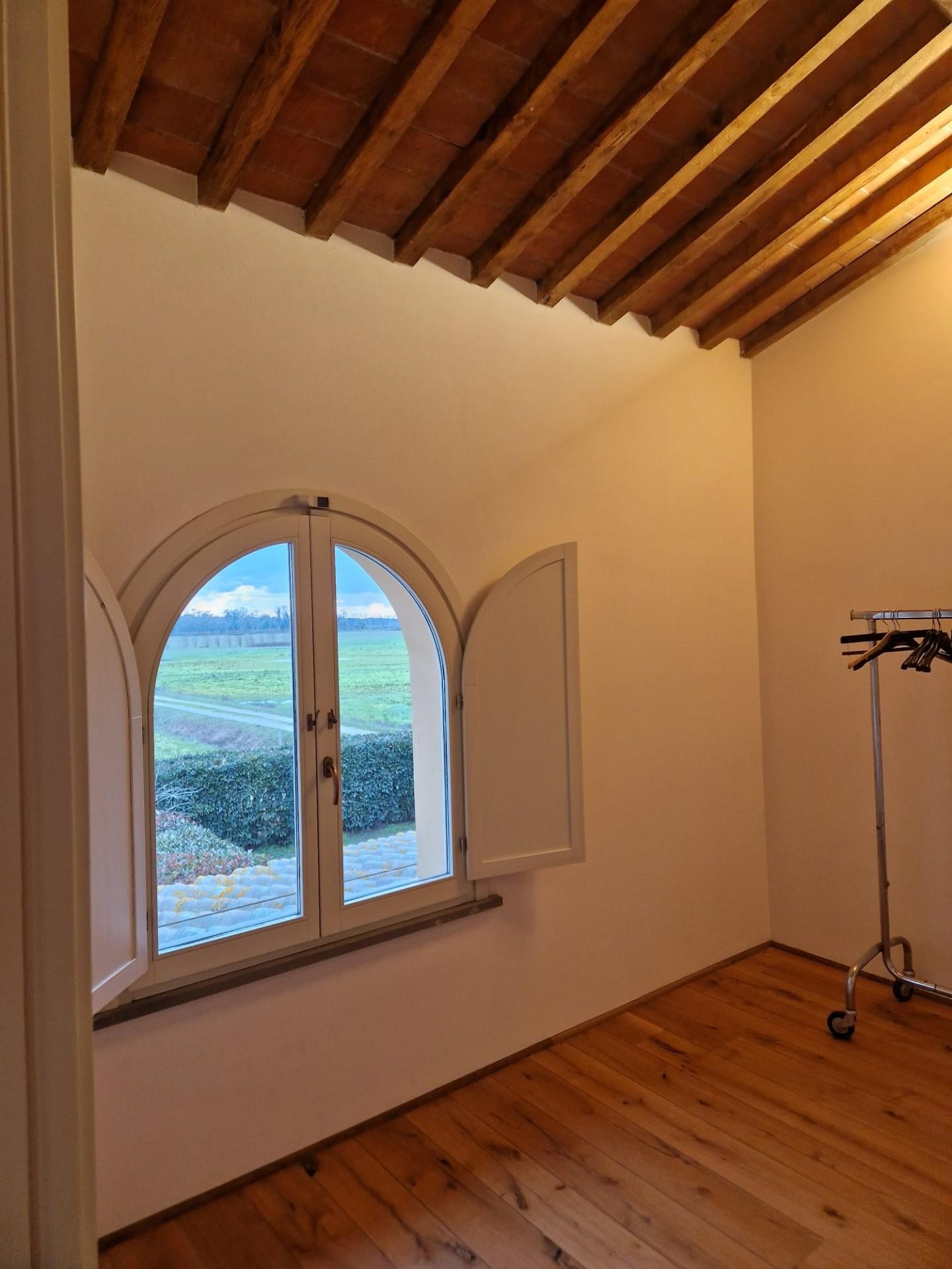 Immagine 20 di Casa colonica in vendita  a San Giuliano Terme