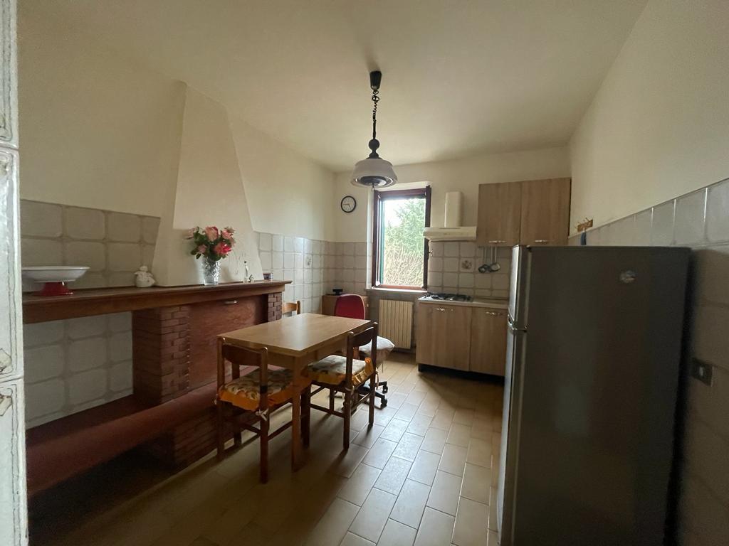 Immagine 40 di Rustico / casale in vendita  a Capannori