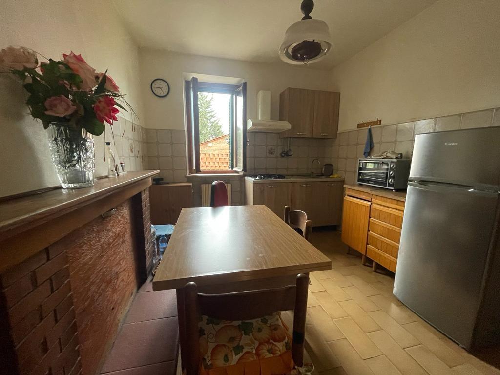 Immagine 37 di Rustico / casale in vendita  a Capannori