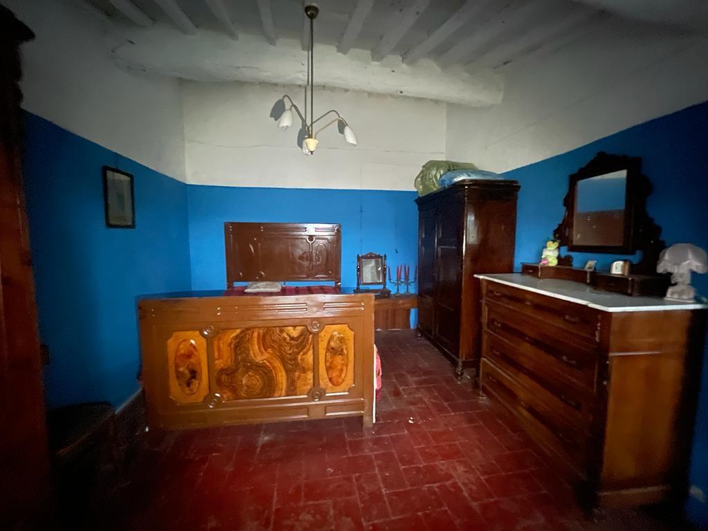 Immagine 17 di Rustico / casale in vendita  a Capannori