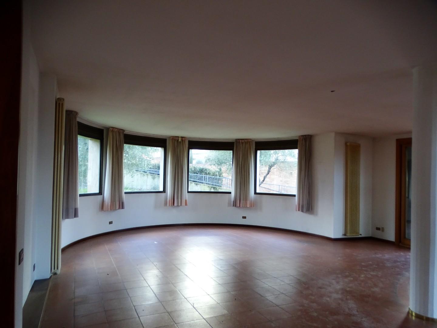 Immagine 21 di Villa in vendita  a San Miniato