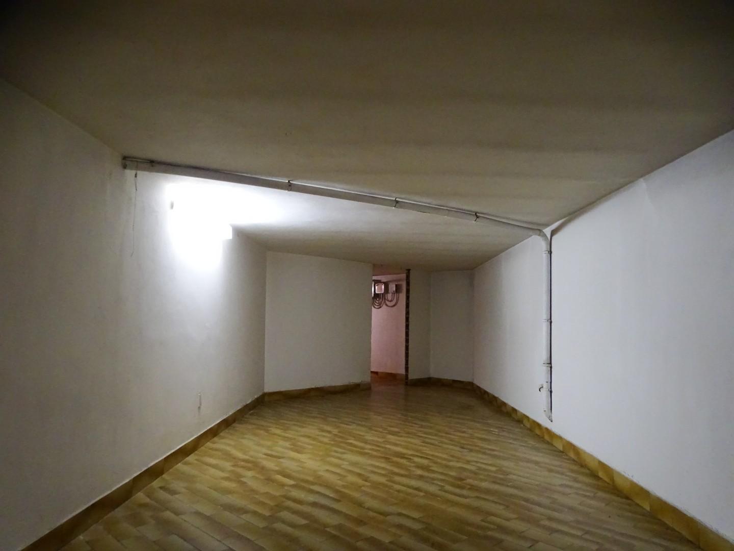 Immagine 51 di Villa in vendita  a San Miniato