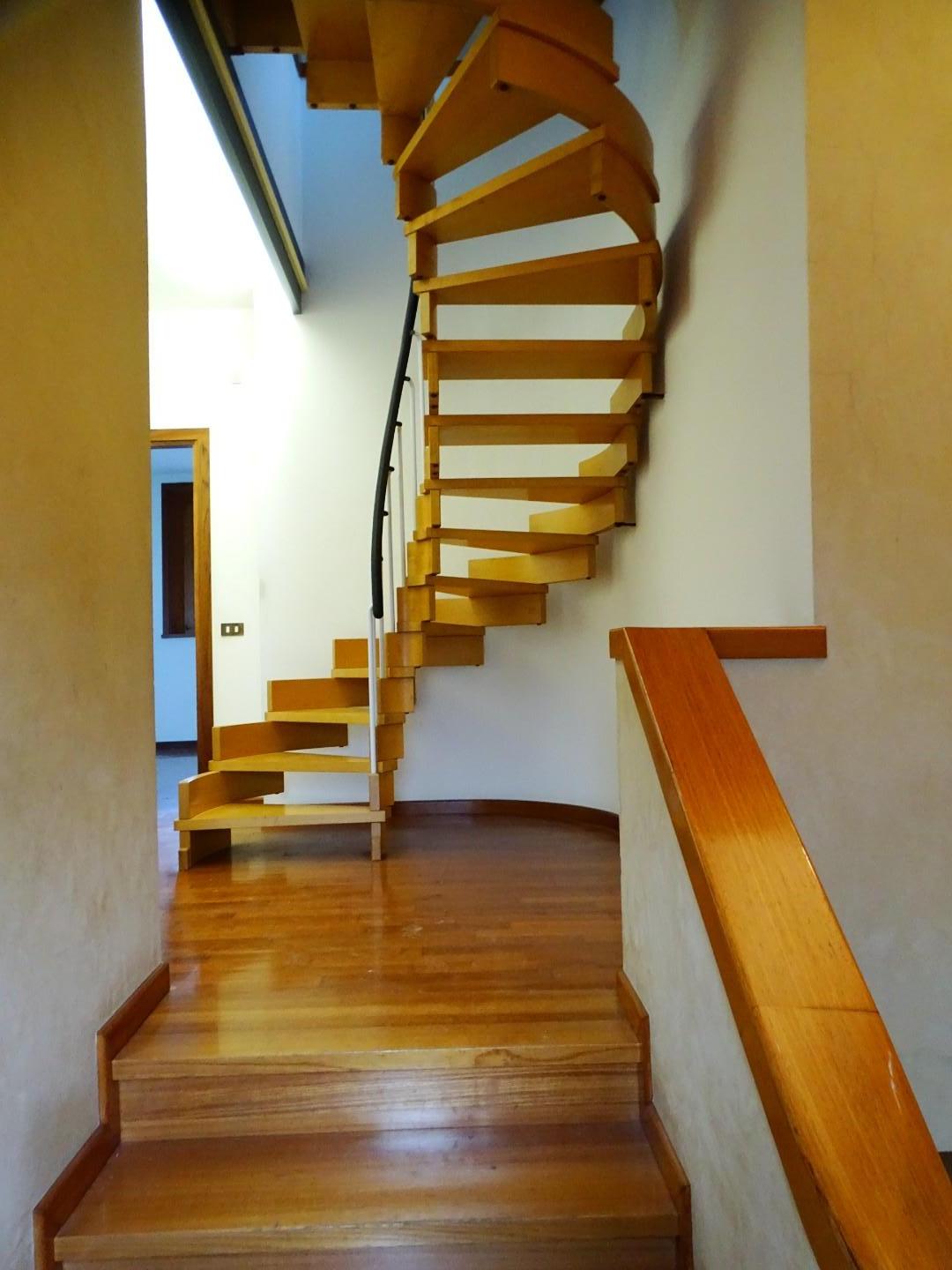 Immagine 16 di Villa in vendita  a San Miniato