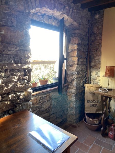 Immagine 9 di Appartamento in vendita  a Lerici