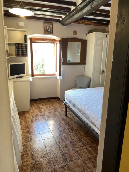 Immagine 5 di Appartamento in vendita  a Lerici