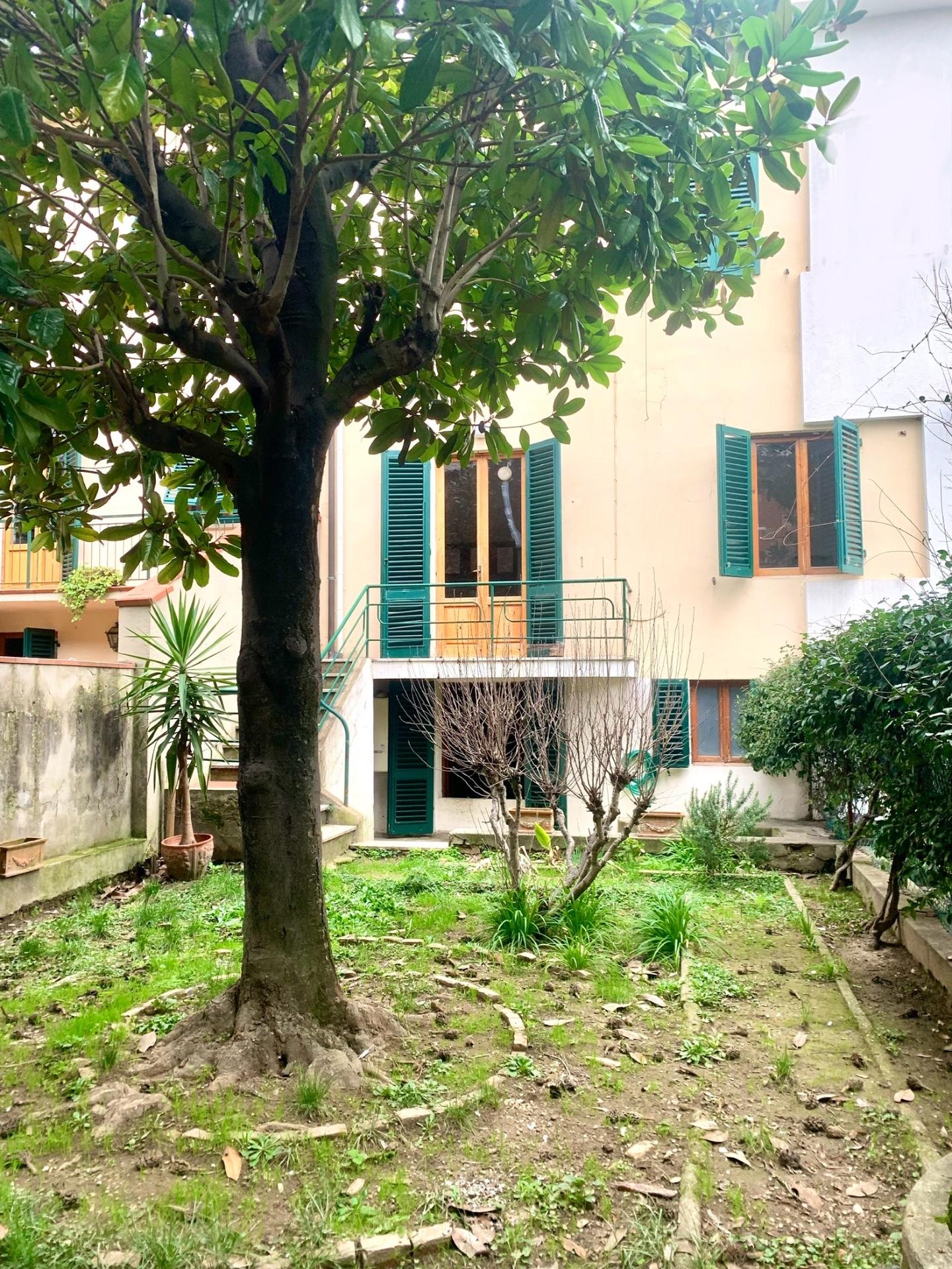 Immagine 9 di Terratetto in vendita  a Empoli