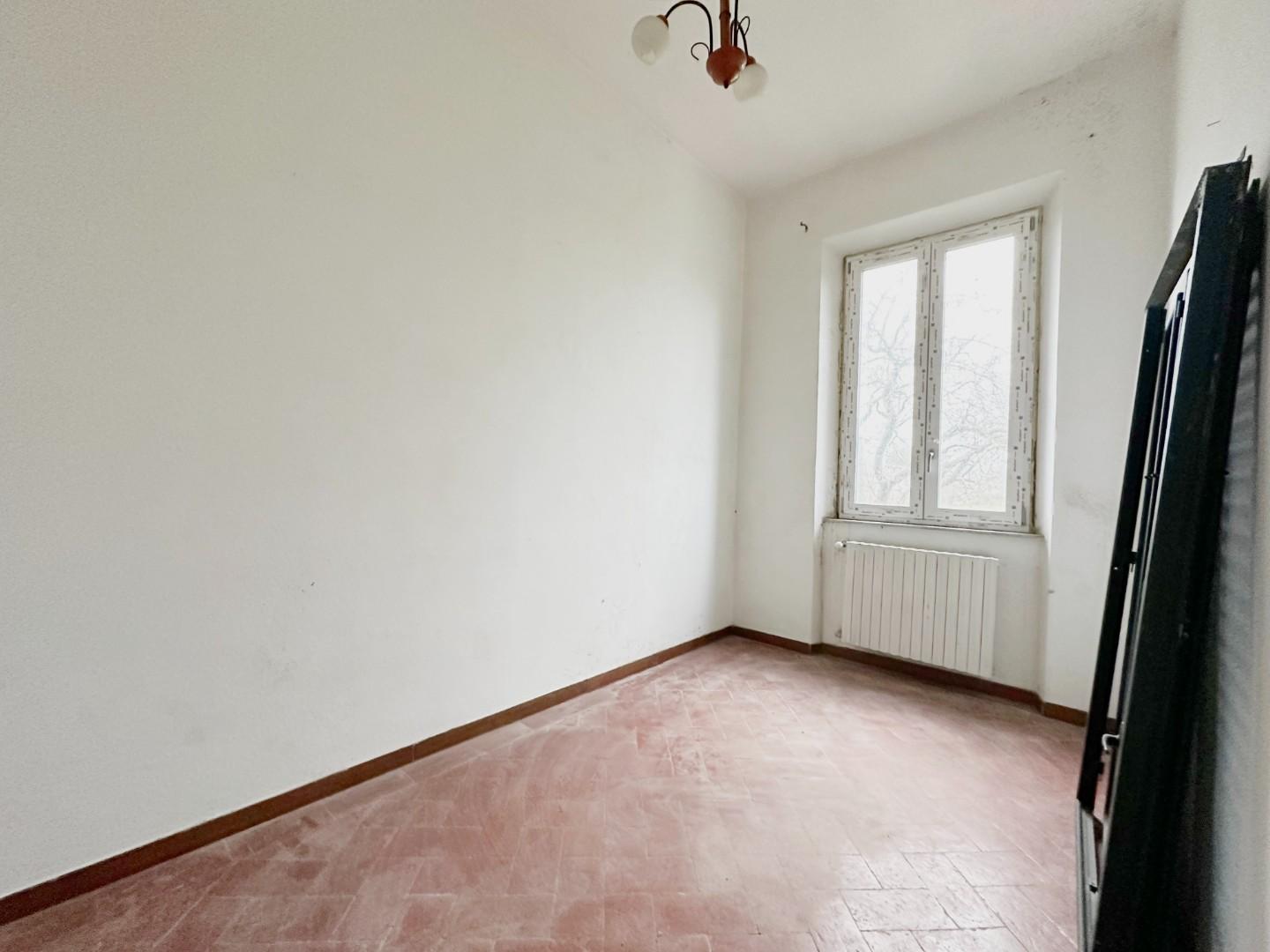 Immagine 16 di Villa in vendita  a Capannori