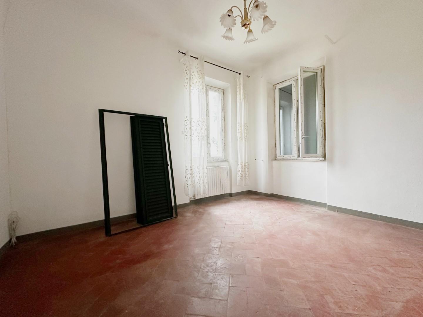 Immagine 14 di Villa in vendita  a Capannori