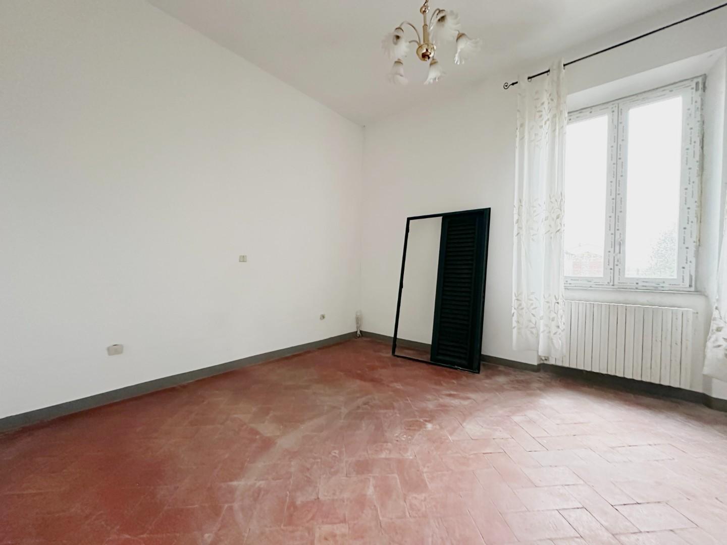 Immagine 15 di Villa in vendita  a Capannori