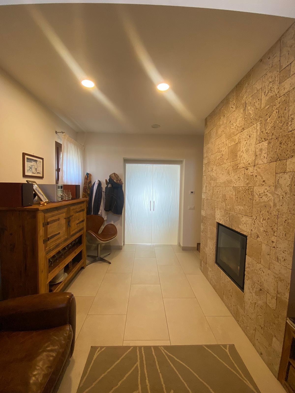 Immagine 7 di Casa bifamiliare in vendita  a Cascina