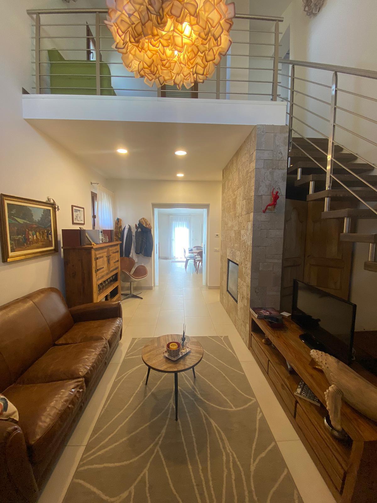 Immagine 31 di Casa bifamiliare in vendita  a Cascina