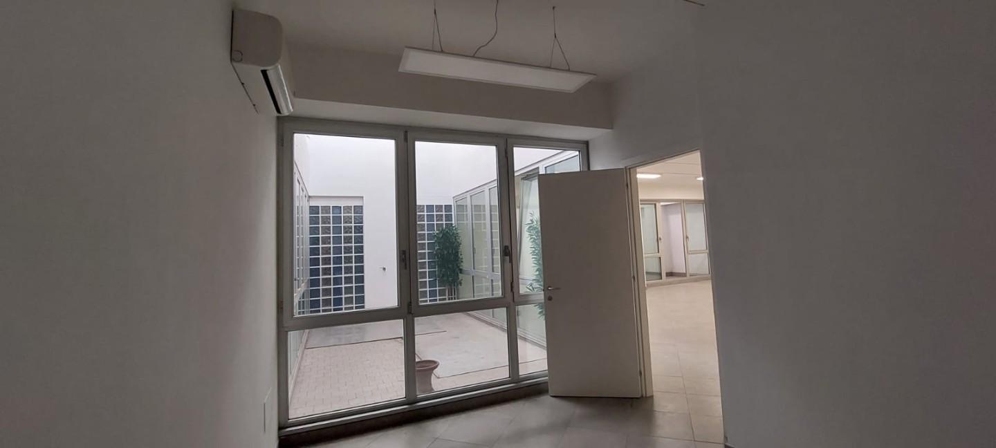 Immagine 2 di Ufficio in vendita  a Montelupo Fiorentino