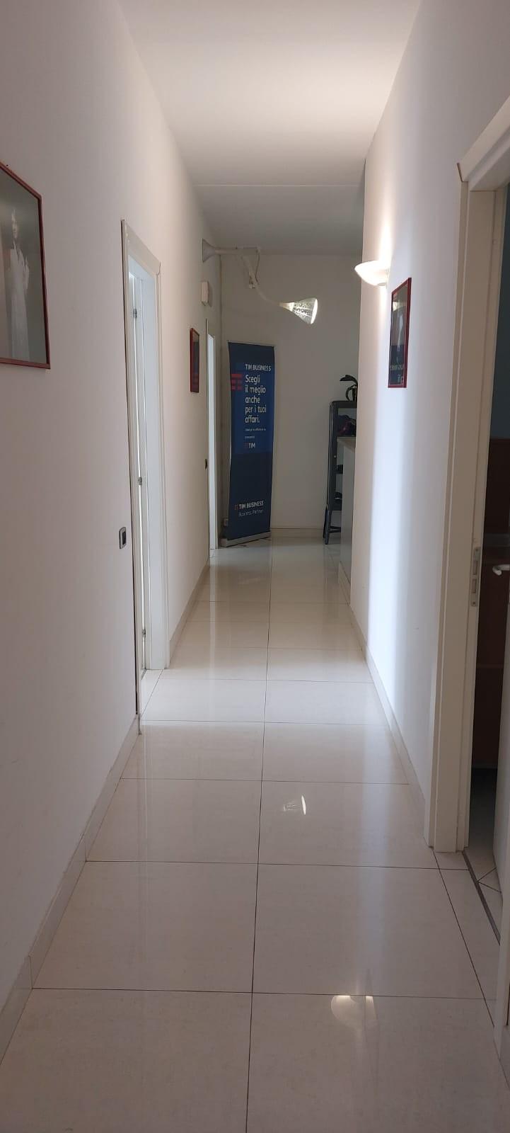 Immagine 19 di Ufficio in vendita  a Montelupo Fiorentino