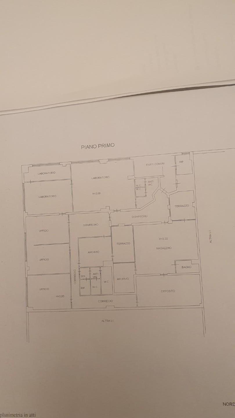 Immagine 17 di Ufficio in vendita  a Montelupo Fiorentino