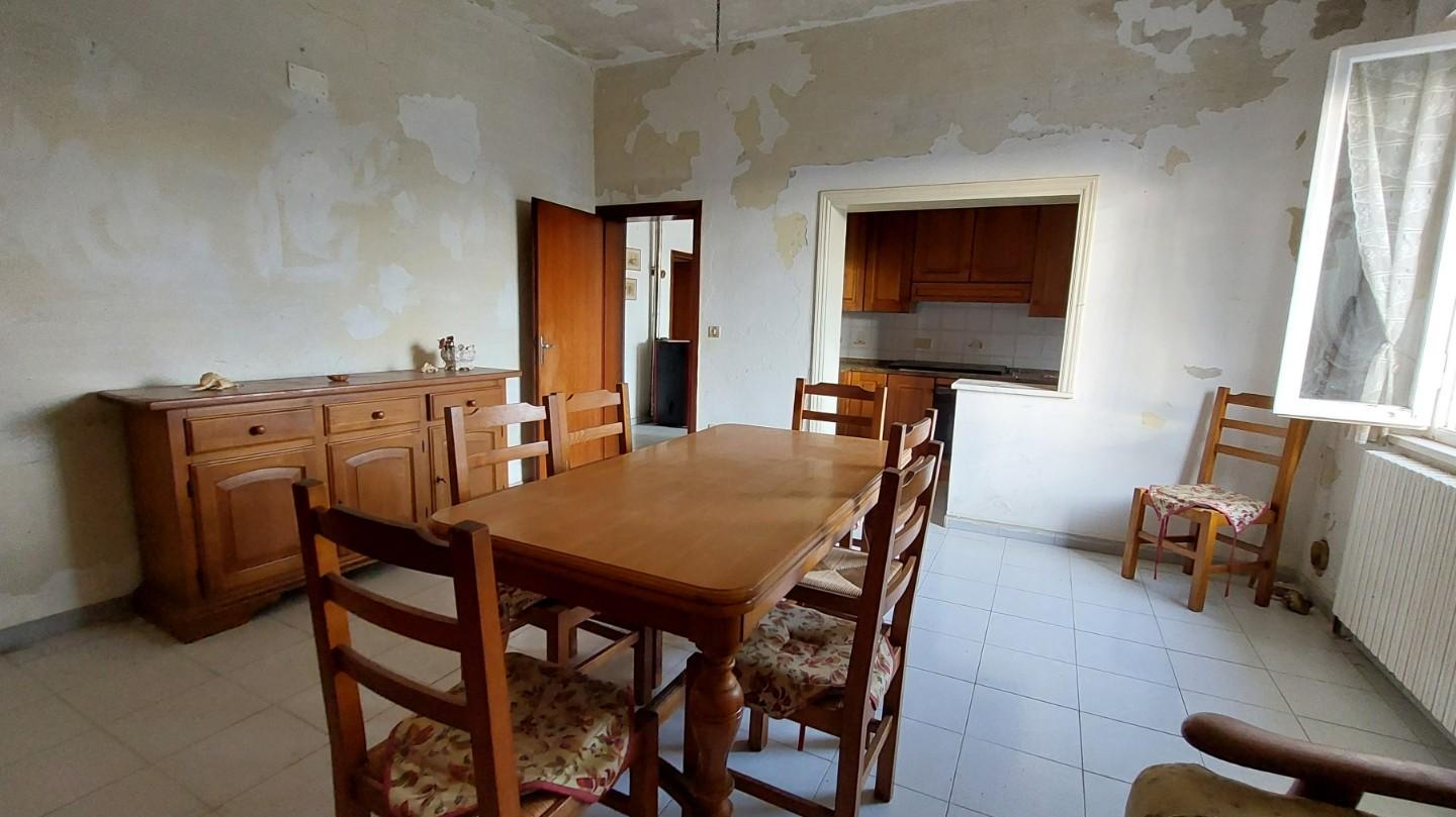 Immagine 6 di Porzione di casa in vendita  a Crespina Lorenzana