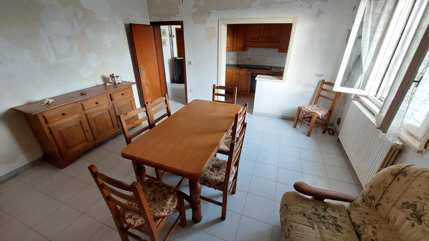 Immagine 8 di Porzione di casa in vendita  a Crespina Lorenzana